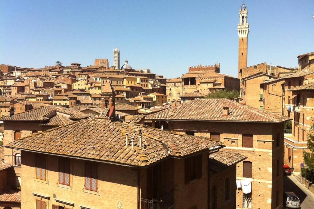 Ferienwohnung Splendida Vista su Siena Exterior foto