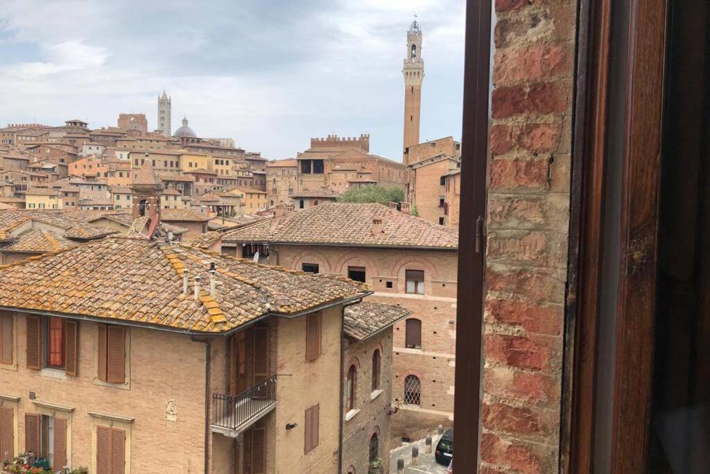 Ferienwohnung Splendida Vista su Siena Exterior foto