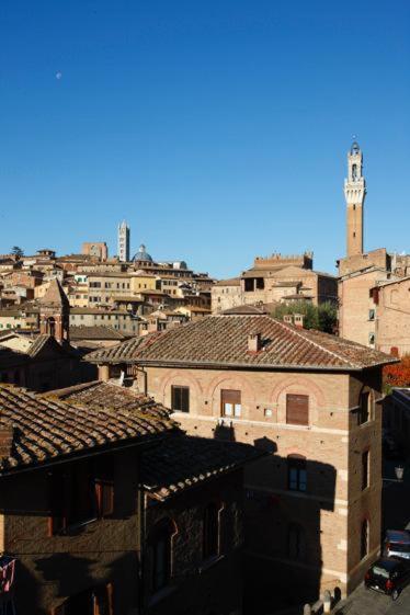Ferienwohnung Splendida Vista su Siena Exterior foto